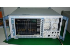 FSH3 手持式频谱分析仪