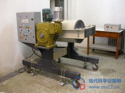 双轴复合运动式球磨机