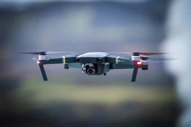 DJI Mavic Pro(点击图片查看相关报道)