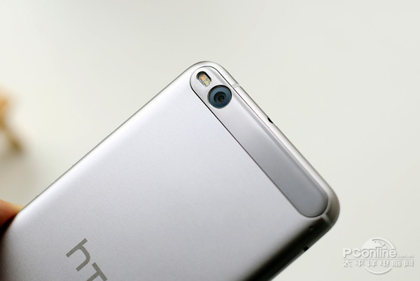 HTC One X10